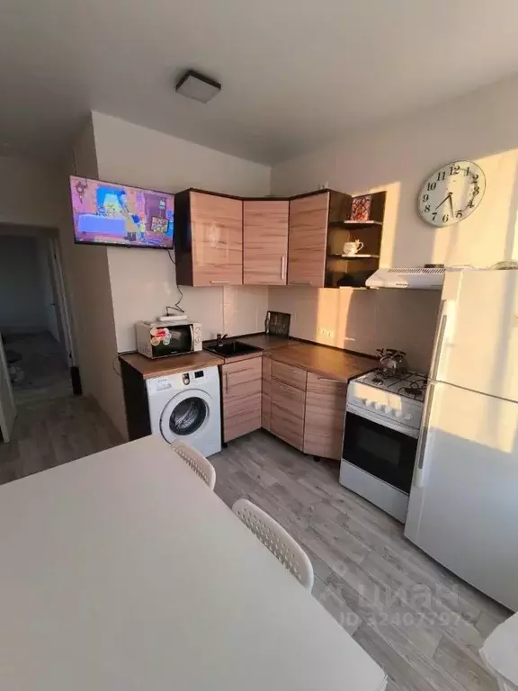 3-к кв. Ямало-Ненецкий АО, Салехард Обдорский мкр, 3к1 (70.8 м) - Фото 2