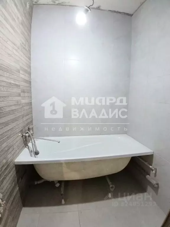 3-к кв. Омская область, Омск ул. Лукашевича, 2А (63.0 м) - Фото 1