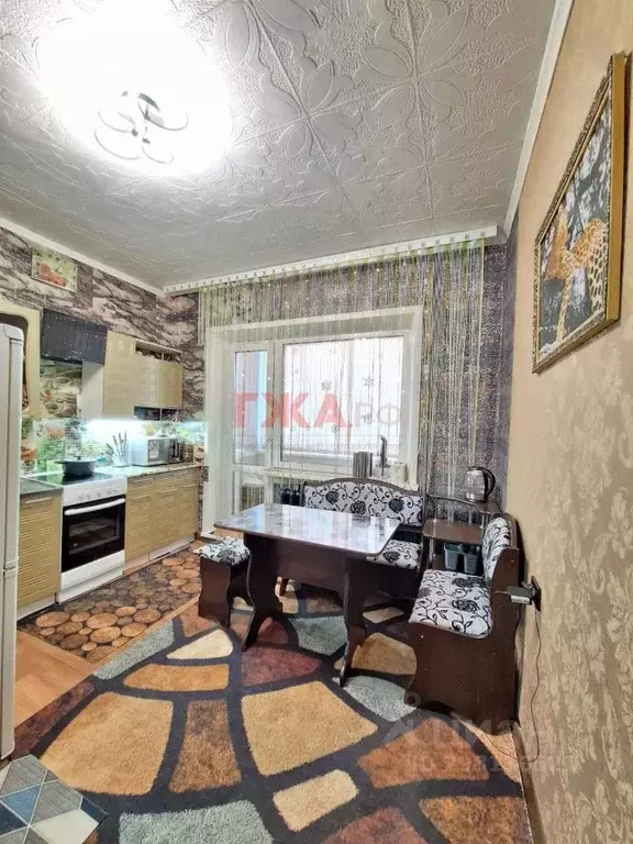 3-к кв. Саха (Якутия), Нерюнгри просп. Геологов, 79 (68.8 м) - Фото 0