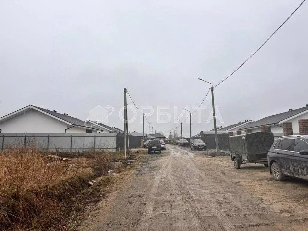 Участок в Тюменская область, Тюмень Лето-Парк кп, ул. Вишневая (8.3 ... - Фото 0
