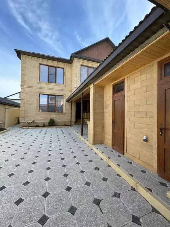 Дом в Дагестан, Махачкала Караман-4 мкр, 24 (130 м) - Фото 1