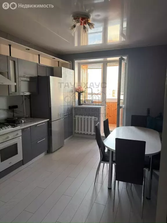 2-комнатная квартира: Нефтекамск, улица Карла Маркса, 15В (60.5 м) - Фото 2