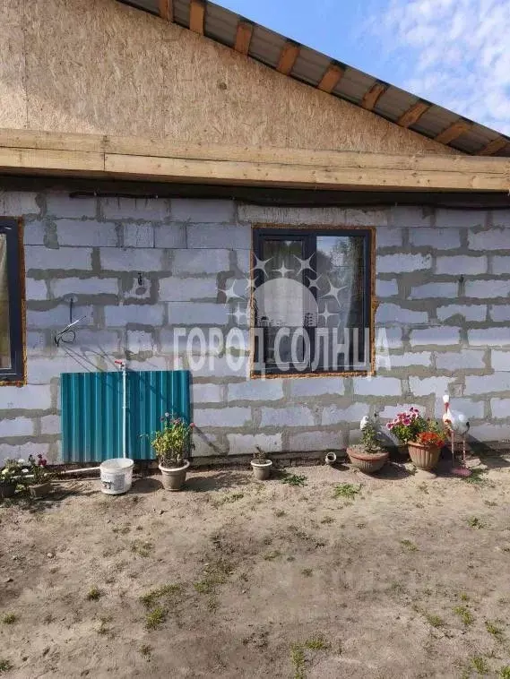 Дом в Омская область, Омск дор. Окружная (157 м) - Фото 1