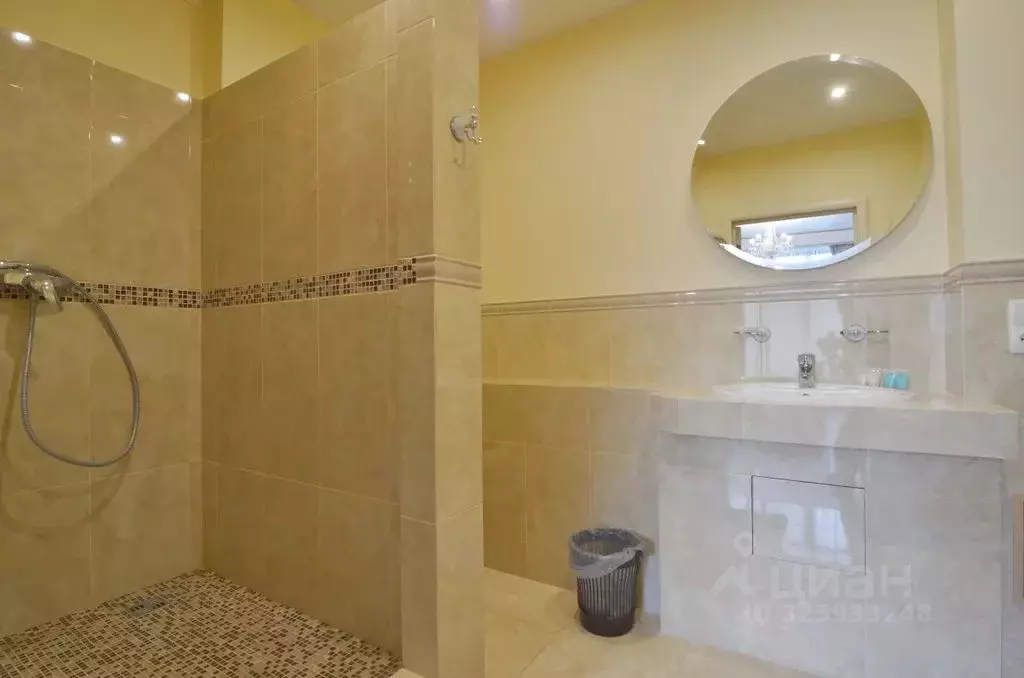 Комната Крым, Алушта муниципальный округ, с. Лазурное ул. Слуцкого, 10 - Фото 2