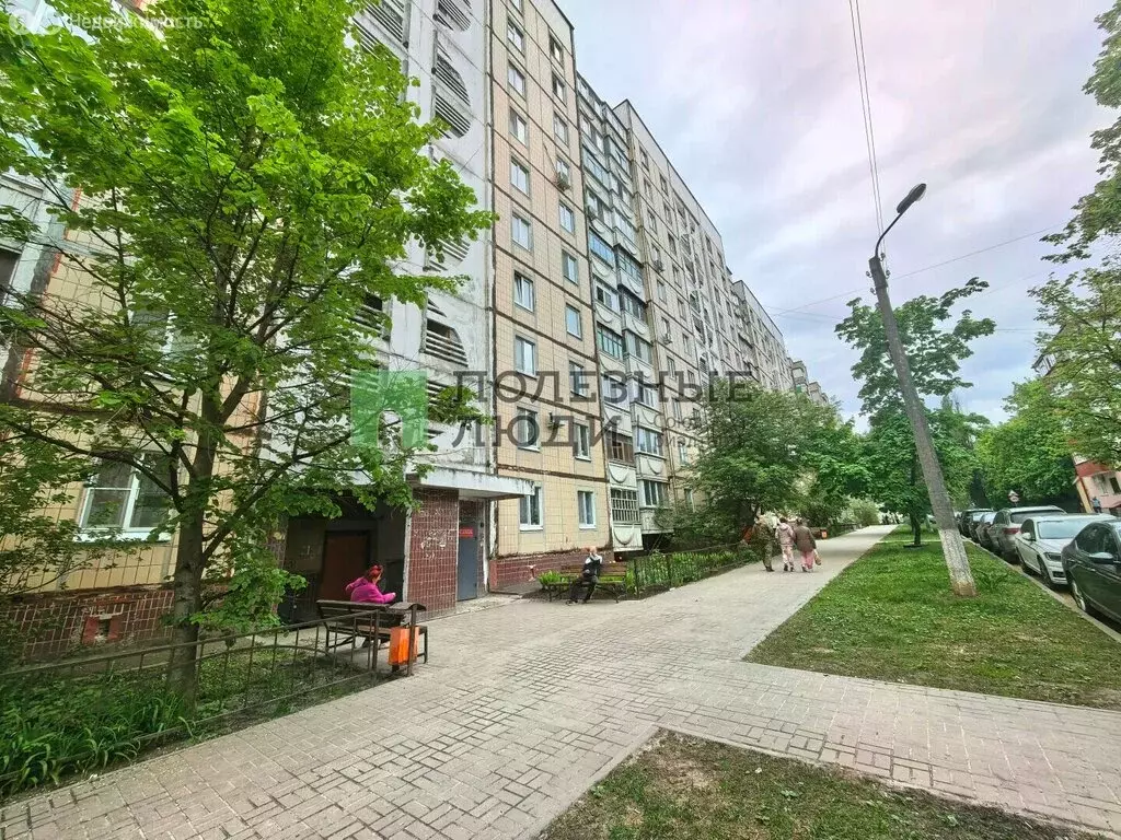 3-комнатная квартира: Белгород, улица Чехова, 7 (73 м) - Фото 1