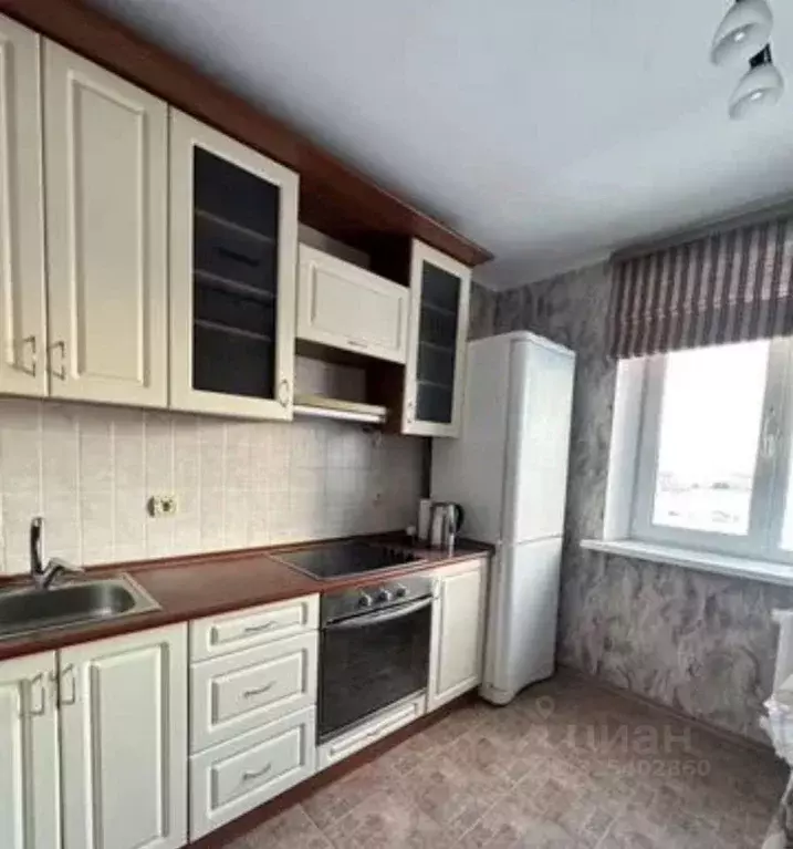 2-к кв. Тюменская область, Тюмень Уральская ул., 53к4 (52.0 м) - Фото 1