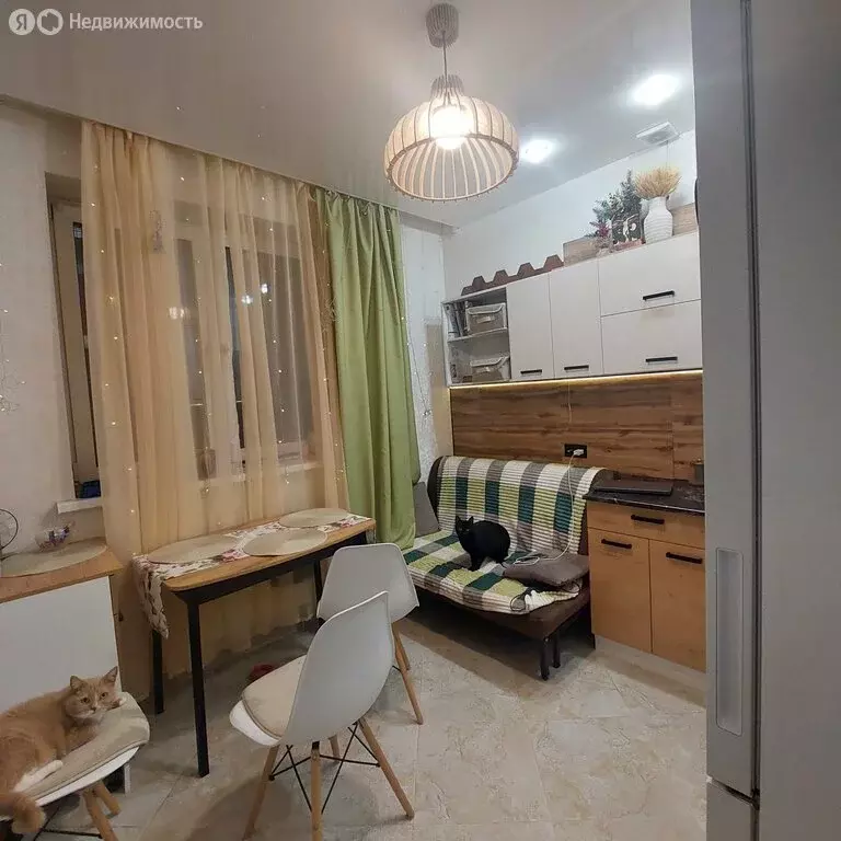 2-комнатная квартира: посёлок городского типа Зеленоградский, улица ... - Фото 2