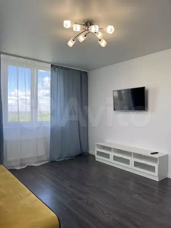 2-к. квартира, 60 м, 8/17 эт. - Фото 0