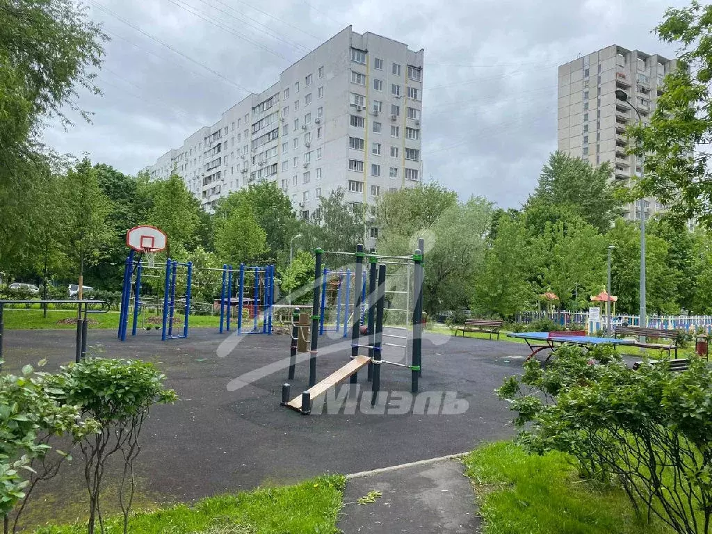Продается комната в 3-комнатной квартире - Фото 0
