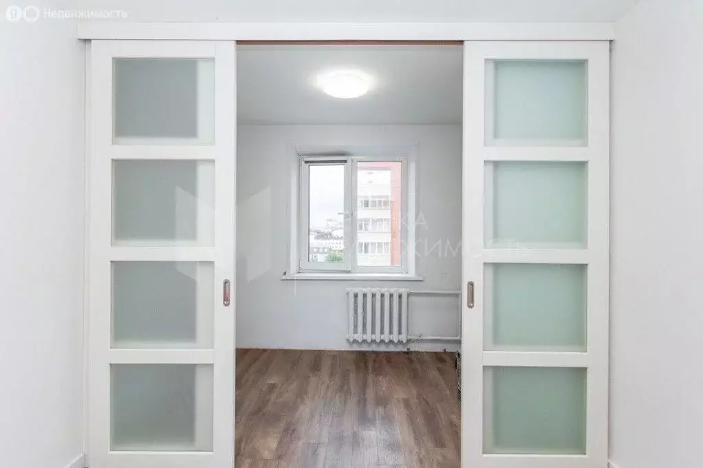 2-комнатная квартира: Тюмень, 6-й микрорайон, улица Валерии ... - Фото 1