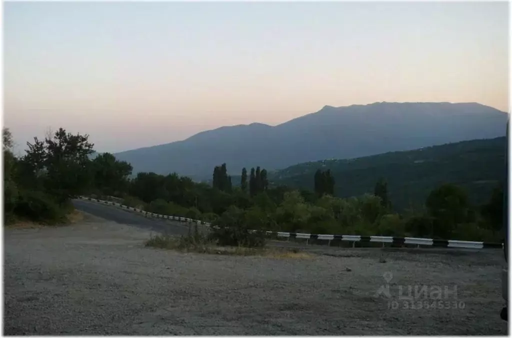 Участок в Крым, Алушта городской округ, с. Изобильное ул. Самшитовая ... - Фото 0