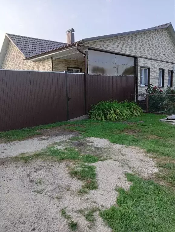 Дом в Курская область, Беловский район, с. Пены ул. Соколова, 9 (78 м) - Фото 0