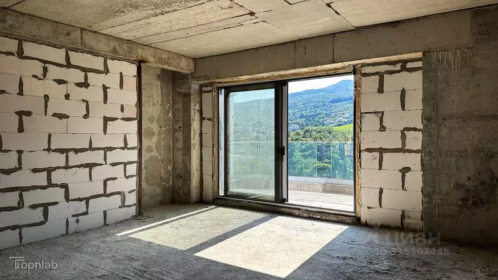 Свободной планировки кв. Крым, Ялта проезд Парковый, 6Б (45.0 м) - Фото 0