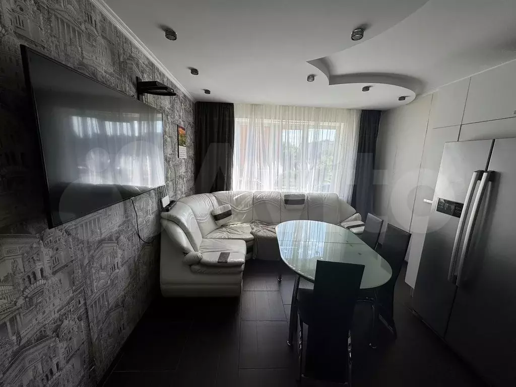 2-к. квартира, 54 м, 1/9 эт. - Фото 1