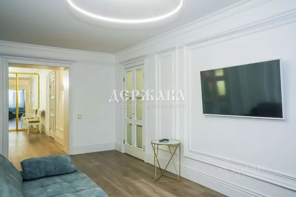 3-к кв. Белгородская область, Губкин Севастопольская ул., 57А (92.3 м) - Фото 1