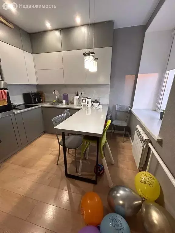 3-комнатная квартира: Якутск, улица Чернышевского, 4/1 (52.2 м) - Фото 1