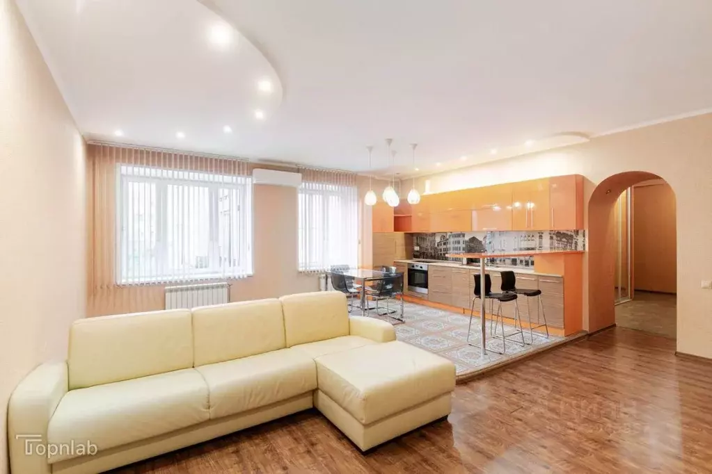 2-к кв. Омская область, Омск Старгород мкр, ул. Шукшина, 7 (98.0 м) - Фото 1