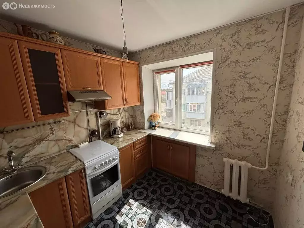 1-комнатная квартира: Шебекино, улица Свободы, 29 (44.8 м) - Фото 1