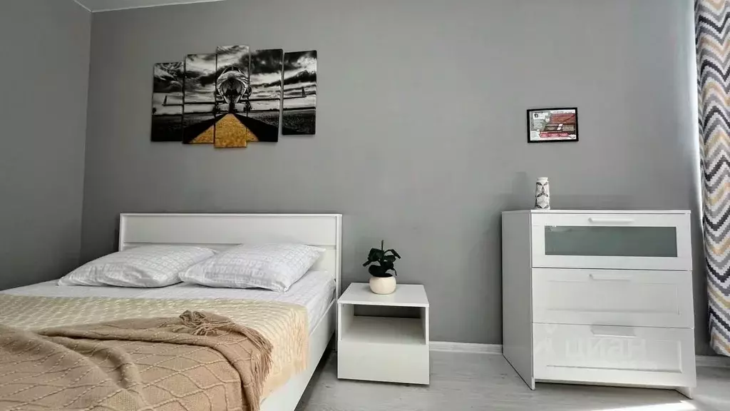 Студия Астраханская область, Астрахань ул. Савушкина, 6Ж (35.0 м) - Фото 1