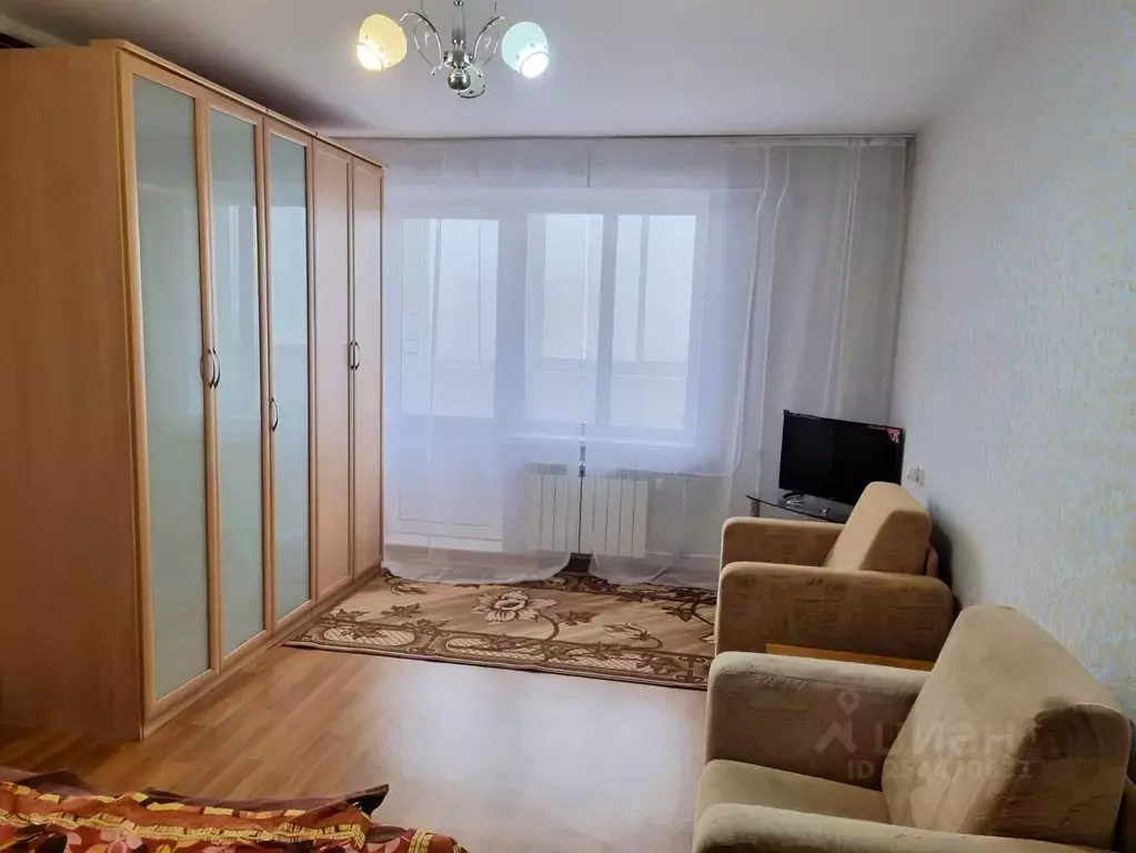 1-к кв. Татарстан, Набережные Челны просп. Раиса Беляева, 76А (45.0 м) - Фото 1