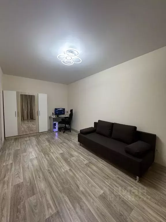 1-к кв. Новосибирская область, Новосибирск ул. Петухова, 162/1 (36.0 ... - Фото 0