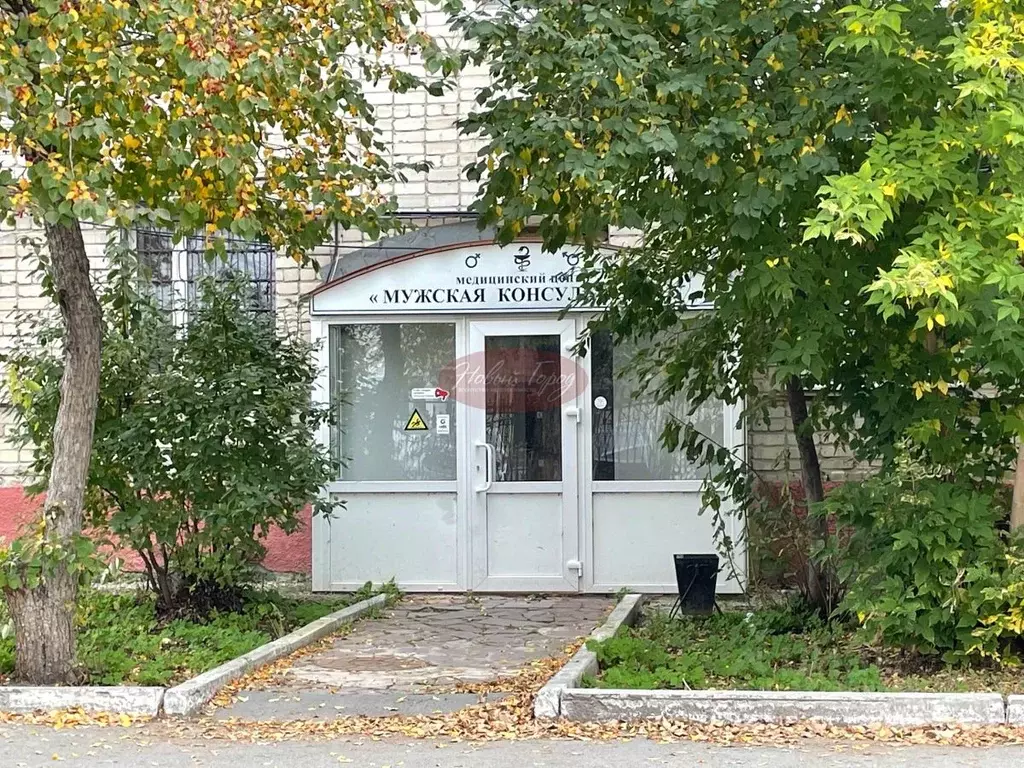 Помещение свободного назначения в Тюменская область, Тюмень ул. ... - Фото 1