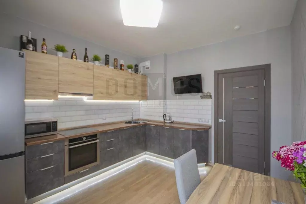 Квартира, 3 комнаты, 81.59 м - Фото 0