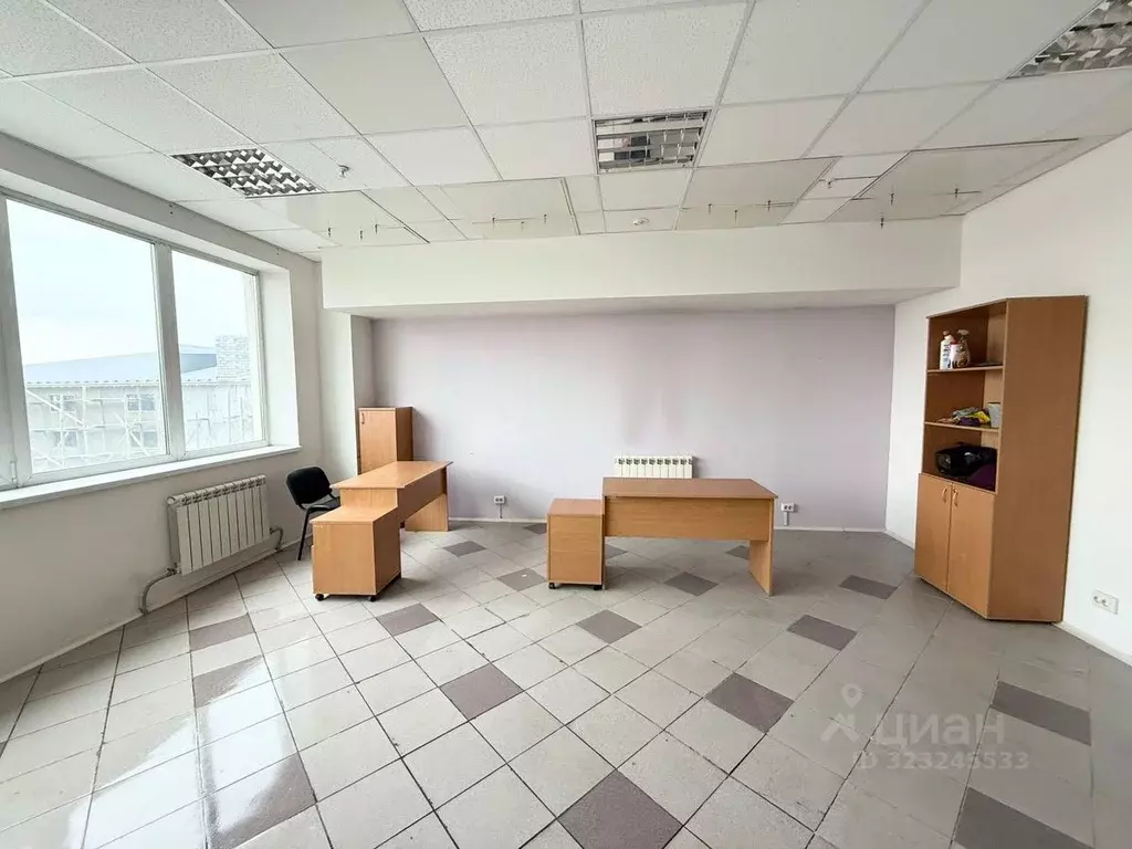 Офис в Свердловская область, Екатеринбург ул. Маневровая, 9 (37 м) - Фото 2