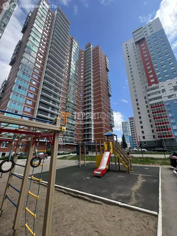 Квартира-студия: Пермь, улица Крылова, 15А (32.7 м) - Фото 0