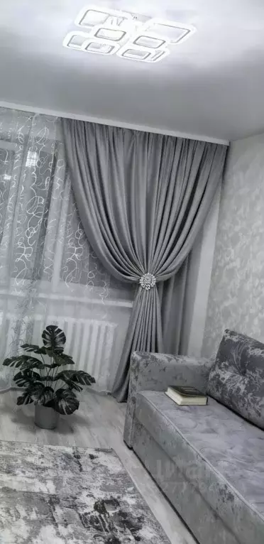 2-к кв. Курганская область, Курган ул. Зайцева, 8 (56.0 м) - Фото 1