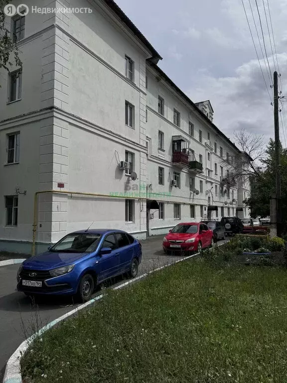 3-комнатная квартира: Вольск, улица Маршала Жукова, 1 (82.6 м) - Фото 0
