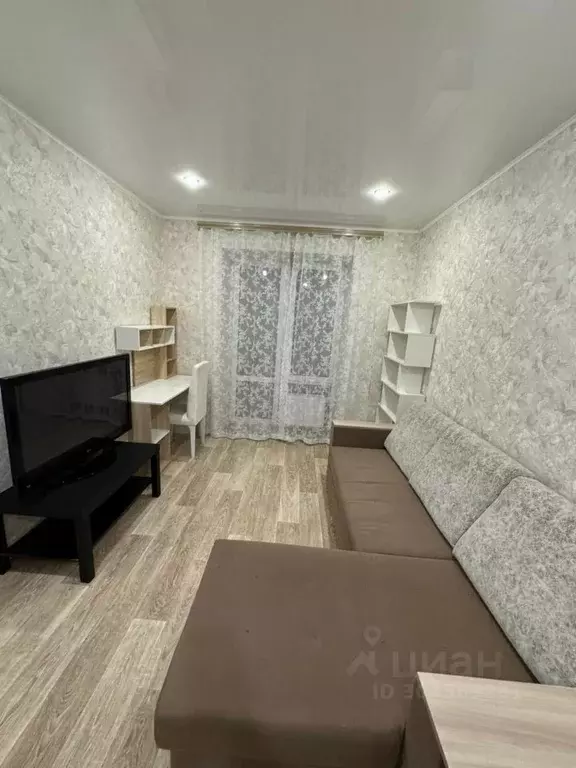 1-к кв. Татарстан, Казань ул. Азата Аббасова, 3 (35.0 м) - Фото 0