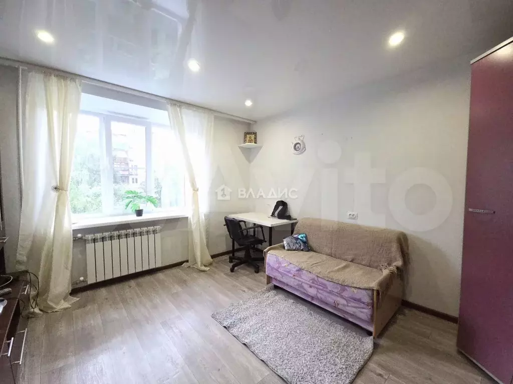 Комната 13 м в 8-к., 6/9 эт. - Фото 0