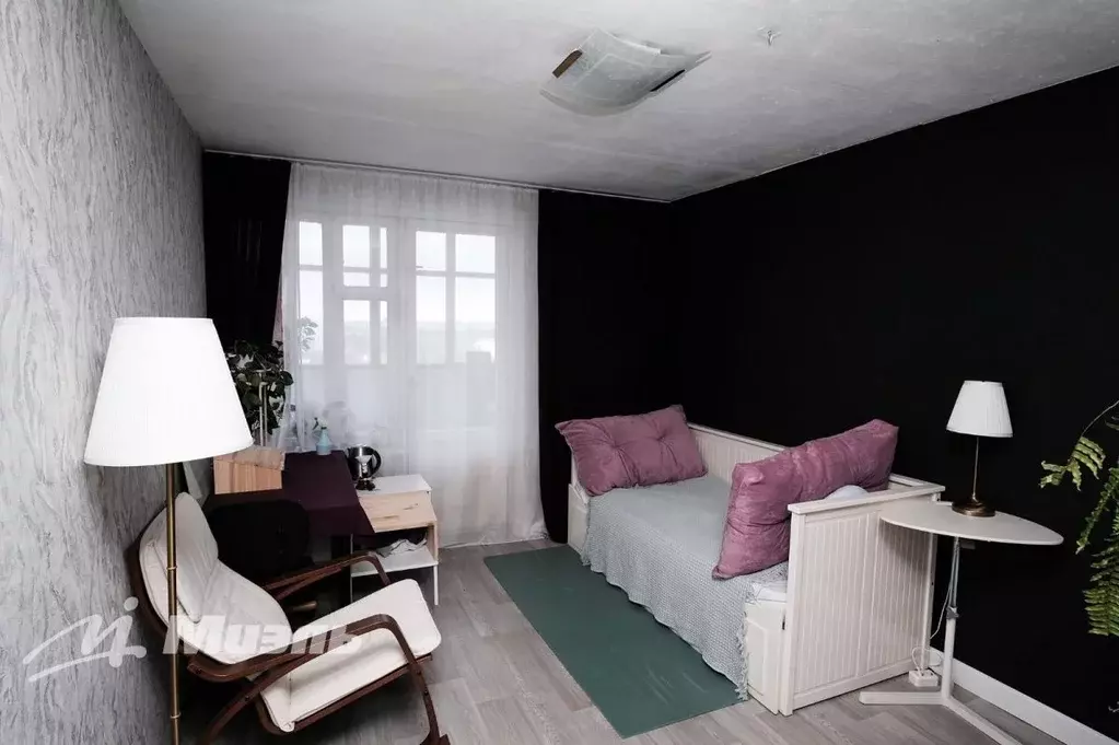 Продается 3-комнатная квартира - Фото 1