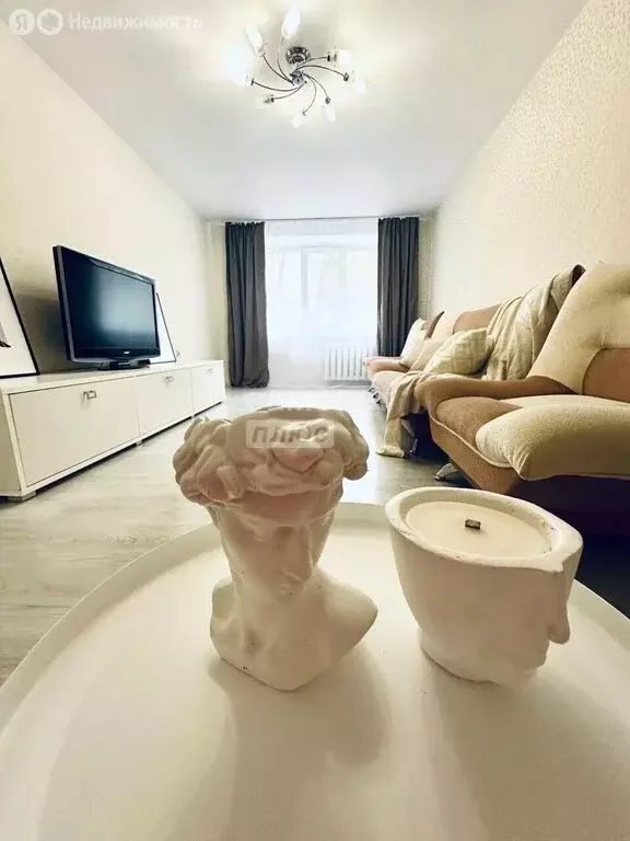 2-комнатная квартира: Уфа, улица Аксакова, 7 (56 м) - Фото 1