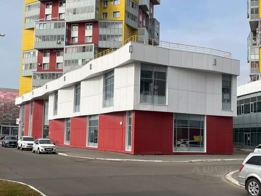 Помещение свободного назначения в Мордовия, Саранск просп. Российской ... - Фото 1