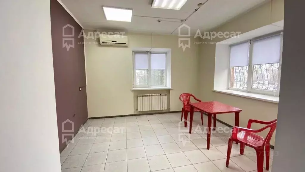 Помещение свободного назначения в Волгоградская область, Волгоград ул. ... - Фото 1