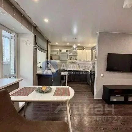 3-к кв. Тюменская область, Тюмень ул. Газопромысловая, 2 (70.0 м) - Фото 1