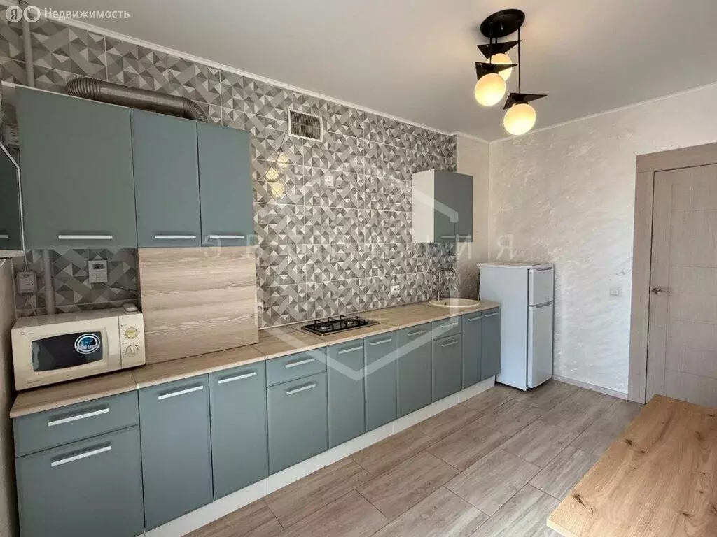 1-комнатная квартира: Калининград, Елизаветинская улица, 4 (37.9 м) - Фото 2