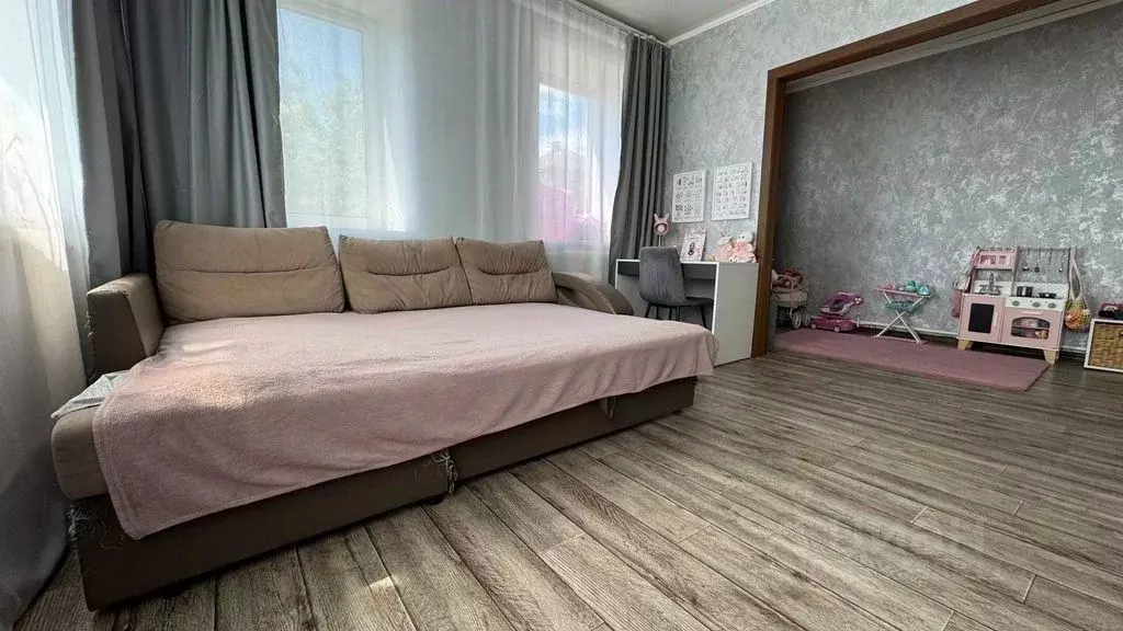 Дом в Оренбургская область, Оренбург Сенная ул., 2 (104 м) - Фото 1