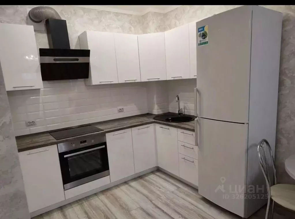 1-к кв. Брянская область, Брянский район, пос. Мичуринский, ... - Фото 1