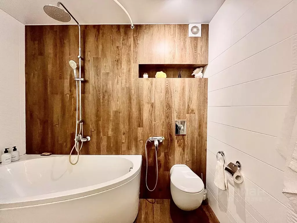 3-к кв. Свердловская область, Екатеринбург ул. Чкалова, 124 (100.0 м) - Фото 2