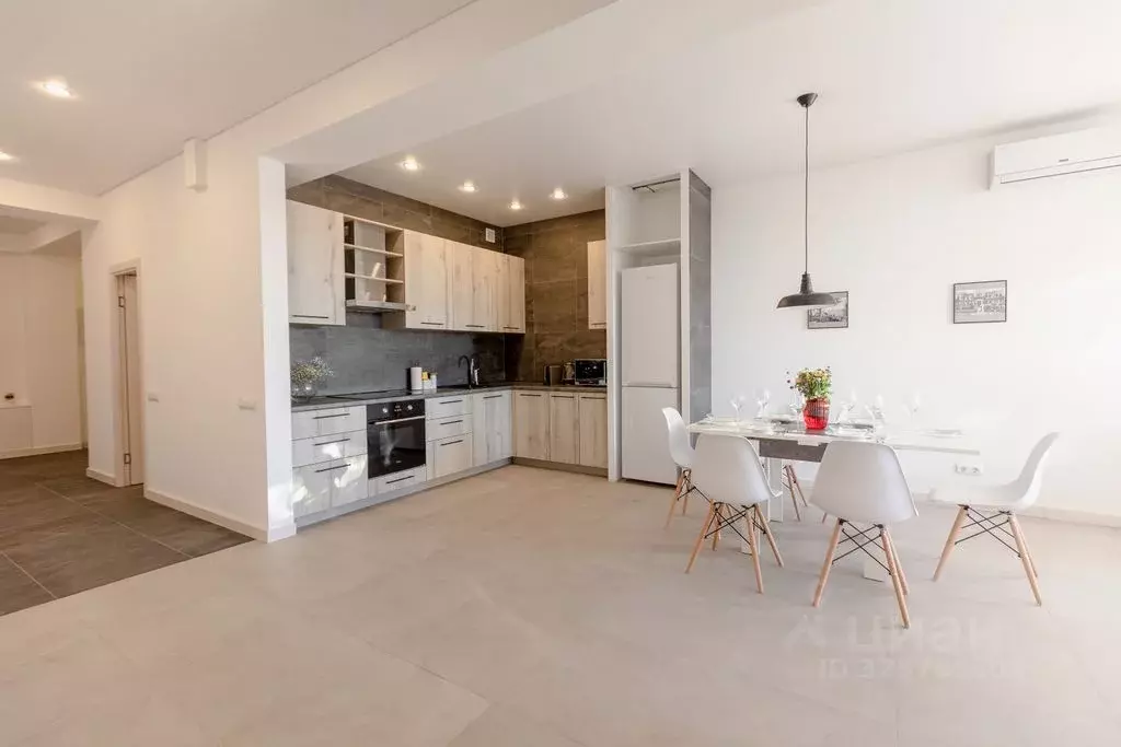 2-к кв. Краснодарский край, Сочи ул. Черноморская, 6 (128.0 м) - Фото 2