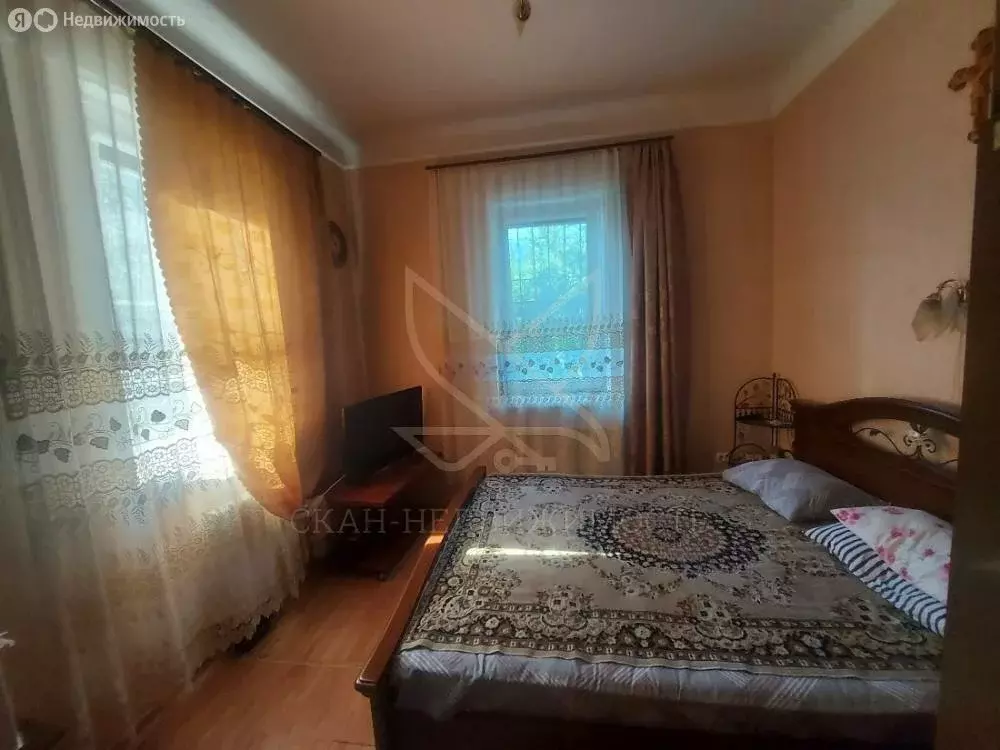 3-комнатная квартира: Пятигорск, Красная улица, 4 (54.7 м) - Фото 1