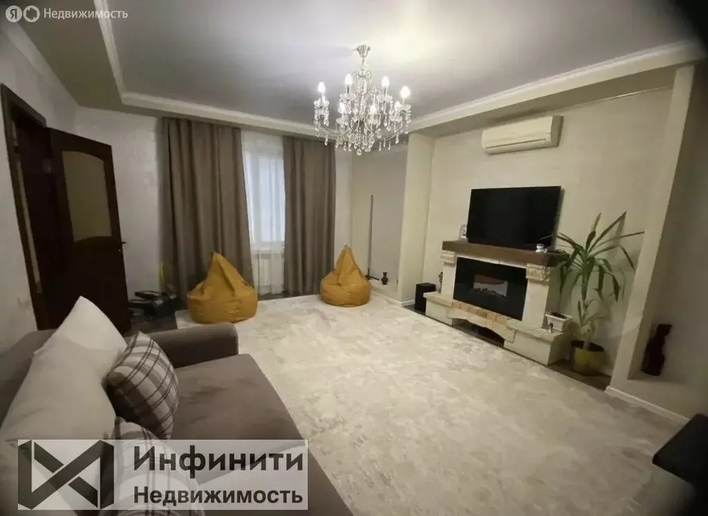 Дом в Ставрополь, Ленинский район, микрорайон № 11, улица Десантников, ... - Фото 0
