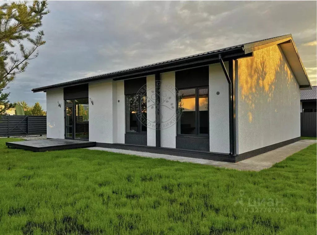 Дом в Свердловская область, Белоярский муниципальный округ, пос. ... - Фото 1