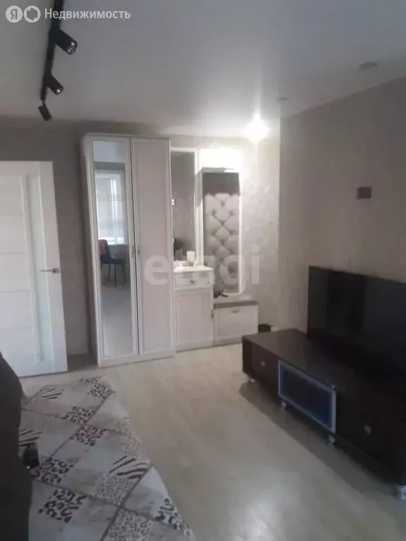 3-комнатная квартира: Улан-Удэ, микрорайон Восточный, улица Королёва, ... - Фото 1