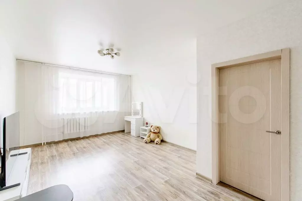 1-к. квартира, 43 м, 4/10 эт. - Фото 1