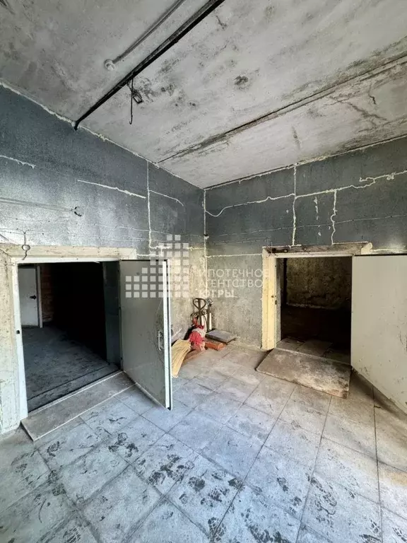 Склад в Ханты-Мансийский АО, Ханты-Мансийск ул. Сутормина, 14 (234 м) - Фото 1