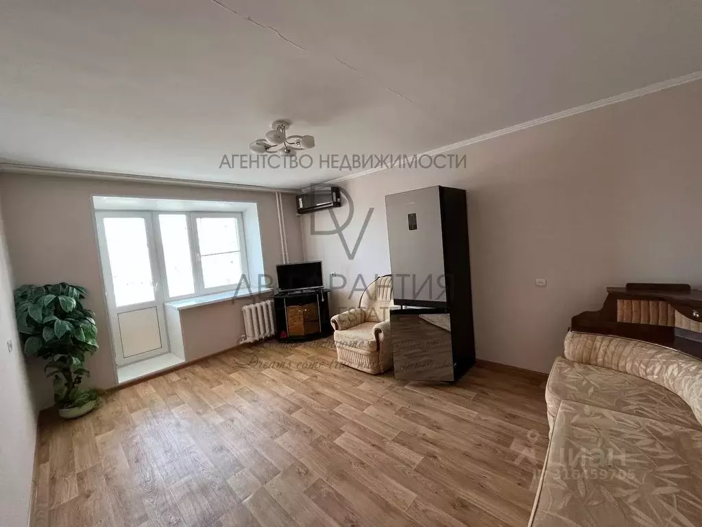 2-к кв. Хабаровский край, Комсомольск-на-Амуре ул. Дзержинского, 38 ... - Фото 0